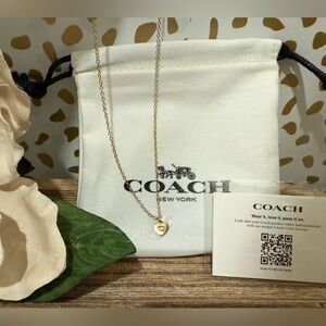 COACH Jewelry Women's Signature C Heart Pendant Necklace NWT $95 RV